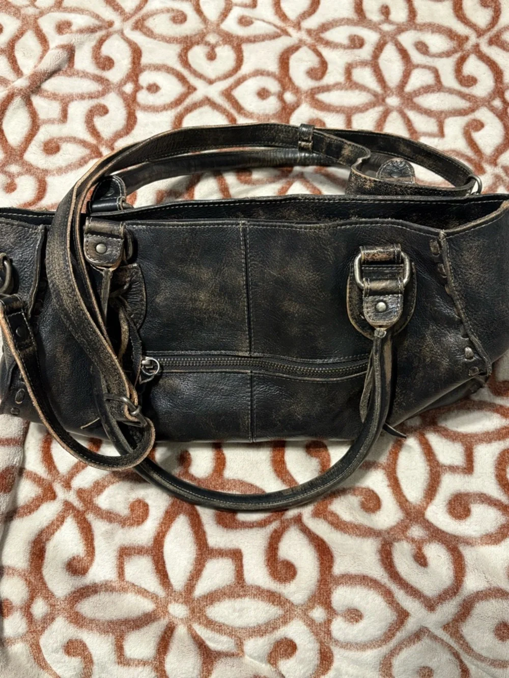 Bed Stu Rockababy Black Distressed Leather Shoulder Bag - Picture 6 of 6